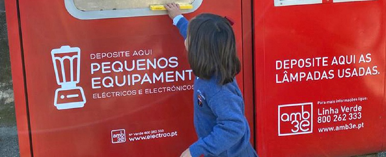 Escola Electrão: recolhidas 360 toneladas de pilhas, lâmpadas e equipamentos elétricos usados no último ano letivo